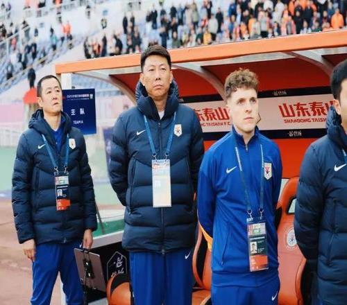 唐田：我们都希望瓦科留下来，职业队的人员交流和转会很正常