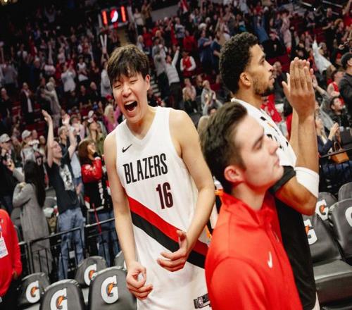 杨瀚森离成为NBA球星有多远拓媒解析4大障碍：克林根是其中之一