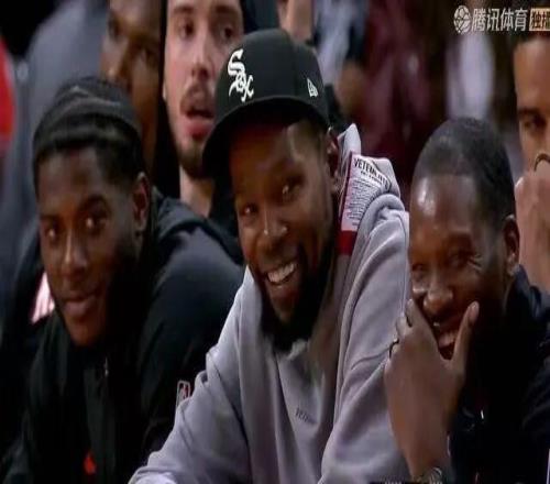 杜兰特缺战！文班又升级了！31分屠杀！