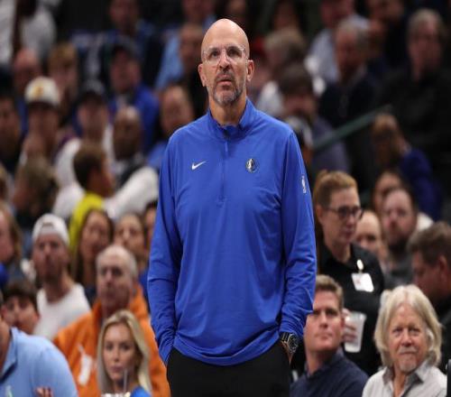 基德：今日首发球员会打到第三节，埃克萨姆伤情需从长计议