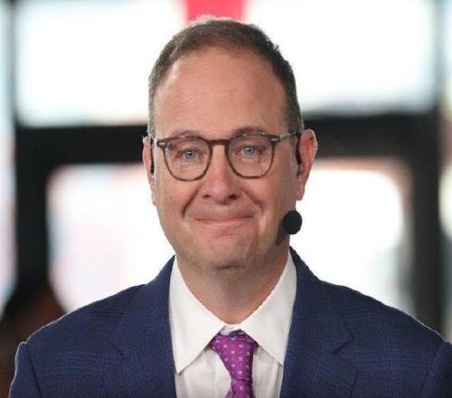 Woj复出！重回媒体界推出系列节目采访球队高管为学校筹集资金