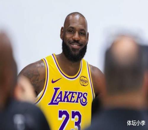 疯狂一夜！詹姆斯决定2遭吐槽，字母哥成焦点，杨瀚森出征客场