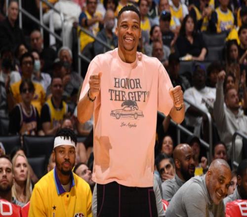 19天倒计时！想签360万底薪也难寻下家！三双王真的该考虑退役了