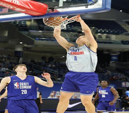 杨瀚森开拓者首秀，仅得4分！开拓者媒体记者作出很客观的评价