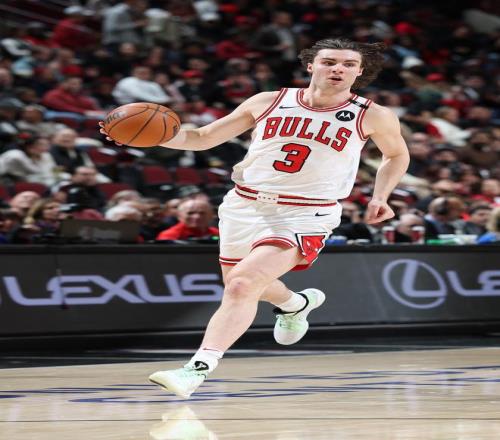 多诺万：武切维奇等将缺席今日比赛，希望吉迪多打一些时间