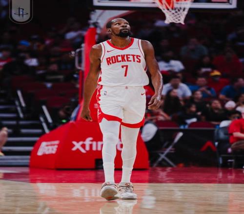 杜兰特火箭首秀轰20分：炸裂暴扣+单节12分太狠狂喷贝利引热议