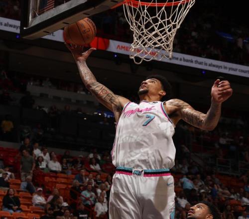 媒体人：热火准备让二年级新秀韦尔搭档阿德巴约出任首发