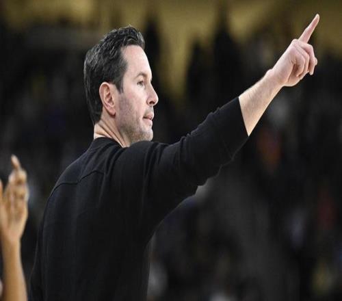 好兆头，湖人主帅雷迪克谈肢体语言和细微互动对湖人成功的重要性