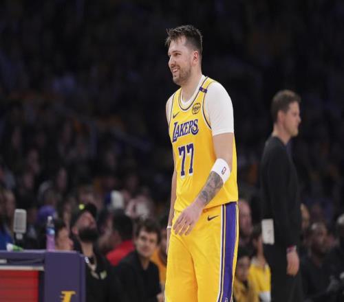 东契奇：NBA若举办1v1比赛，决赛会是文班亚马对阵欧文