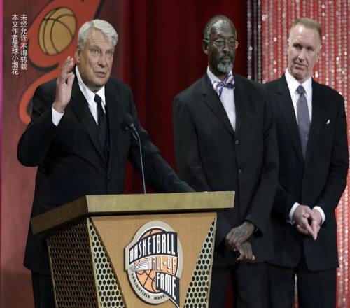 上个世纪九十年代老尼尔森的跑轰体系和五小阵容为何没有成功