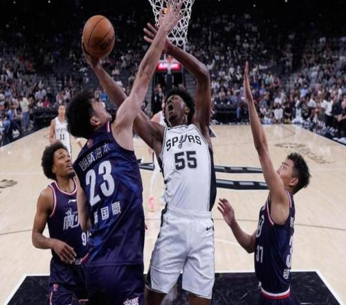 陈国豪NBA季前赛14分3篮板，广东队换焦泊乔后悔吗