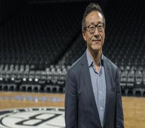 NBA中国赛篮网老板蔡崇信到场，这一次曾凡博能出场了吧！