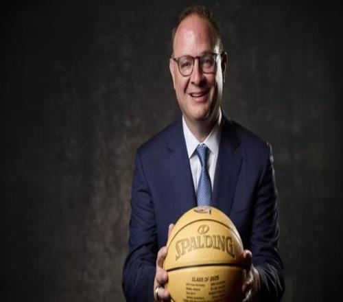 前NBA名记Woj宣布重返媒体界，通过打造节目为母校筹集资金