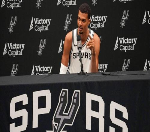 文班亚马透露，血栓改变了他的训练方式，导致他训练得更加暴力