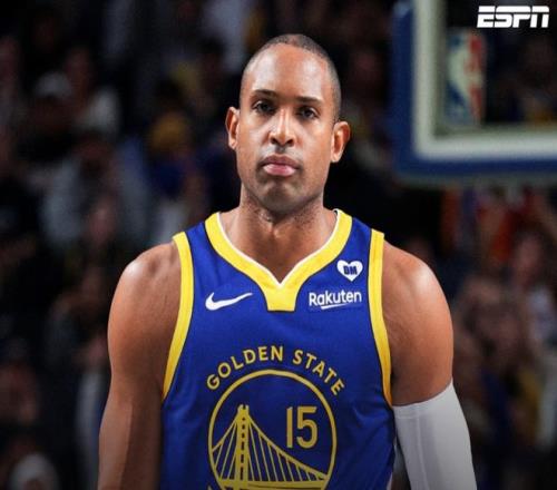 霍华德发文：我和霍福德同届高中毕业，而他还在赛场上坚持着