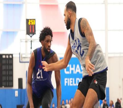 纳斯：恩比德今日训练状态不俗展现了其应有的水准