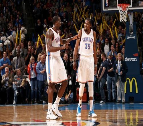 帕金斯：杜兰特是史上最佳得分手他进攻高效&技能包全面