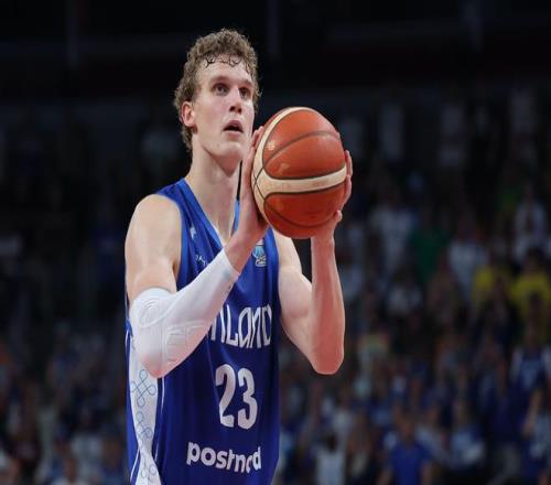 马尔卡宁：FIBA比赛比NBA更激烈但NBA规则下比赛更顺畅