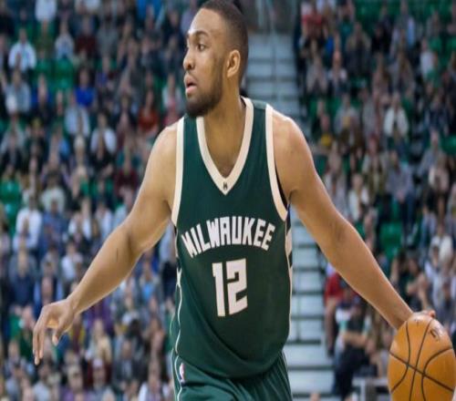 号称詹皇+KD的完美结合体，27岁却被NBA淘汰，联盟又一悲情的天才