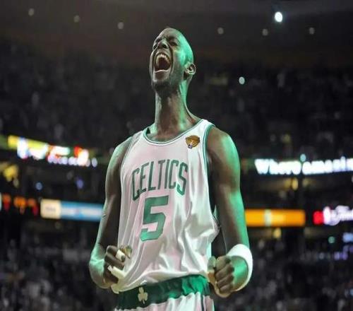 孤狼的咆哮：深度剖析加内特为何未能比肩科比与邓肯的历史地位