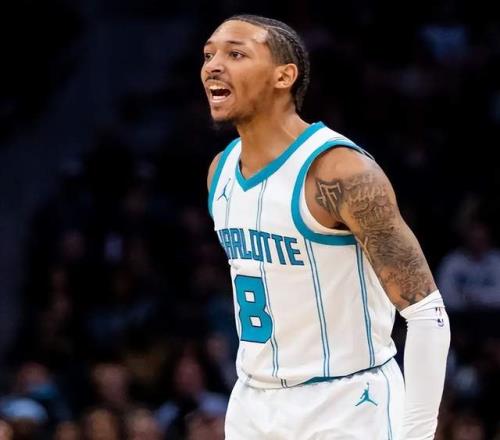 28分10助攻！破产版杰伦格林被裁掉，火箭有意