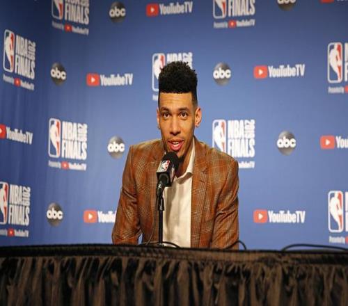 铁林：不该缩短每节时间真正拖沓的是犯规可以把罚球改成1罚2分