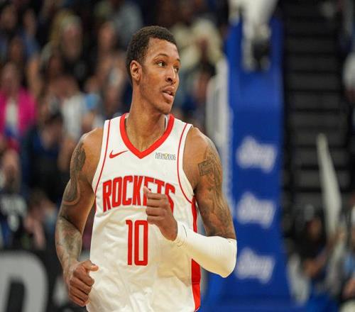 斯通：选秀时无法预知球员会怎样小贾巴里新秀年就让我印象深刻