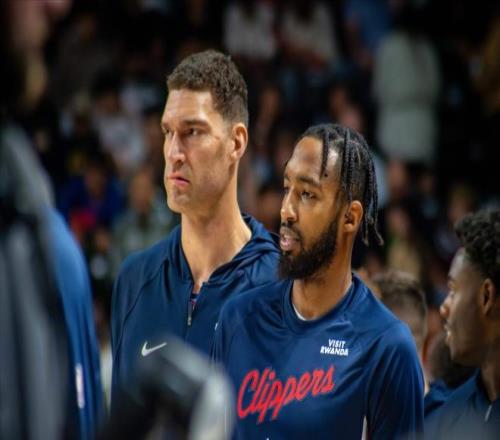 从3记三分到1072记，从漏勺到防守大闸，他37岁仍然能拿2年1900万