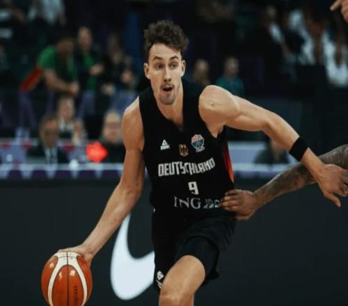 太残暴！卫冕冠军63分狂胜，欧锦赛最大分差啊，德国NBA军团真猛