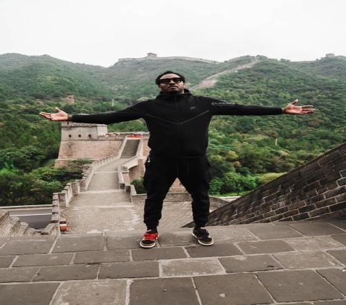 前NBA球星约翰沃尔晒游览长城照：TheGreatJohnWall