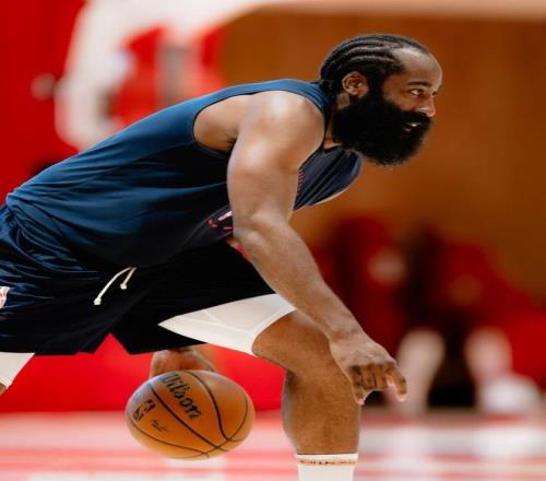 快船晒最新训练照！哈登保罗再次合体，时隔7年联手再冲总冠军