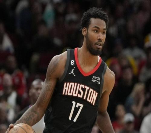 伊森：我确实被联盟低估了，不喜欢被排除在联盟百大球员之外