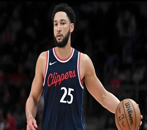 从4000万顶薪，到110万底薪，场均0.8分，无人问津，你主动退役吧