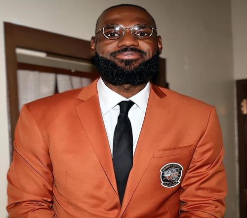 效仿科比詹姆斯希望进行退役巡演不想像奇才乔丹那样结束生涯