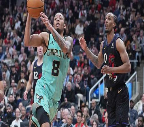 补强，湖人队与前黄蜂队首轮选秀权签订双向合同