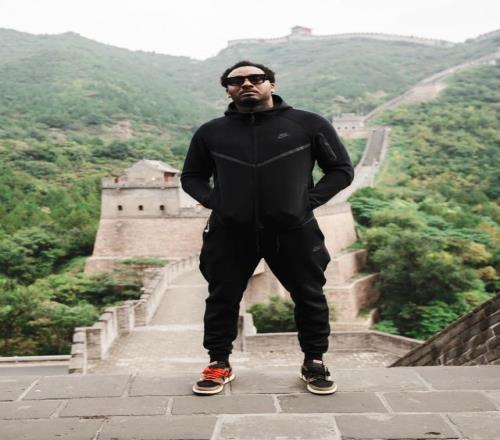 感受中华文明魅力！约翰沃尔晒组照打卡中国万里长城！