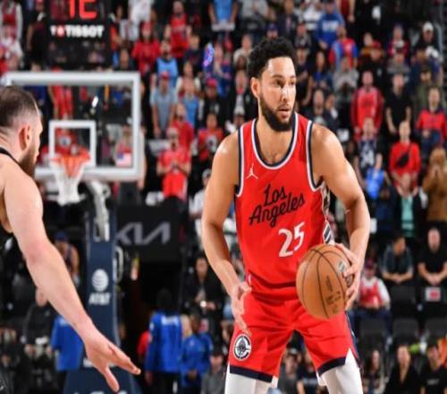 澳洲天才无视尼克斯橄榄枝本西蒙斯正考虑退役