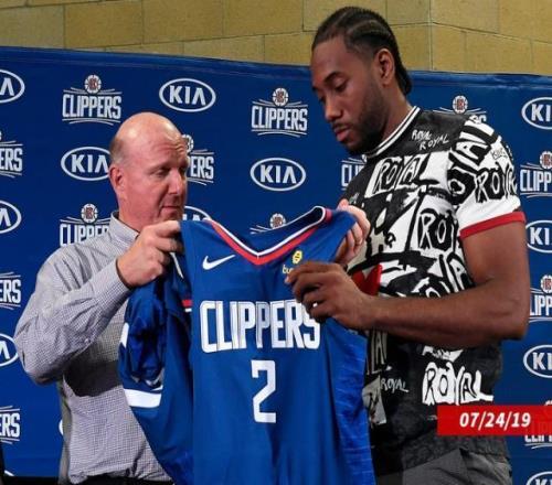 2025NBA第一大瓜！小卡躺赚2800万的合同有多离谱