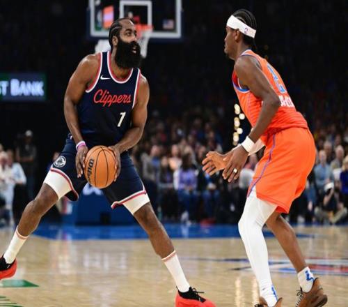 悄悄签三人，成NBA夺冠热门！计算到天衣无缝，或许真能建立王朝