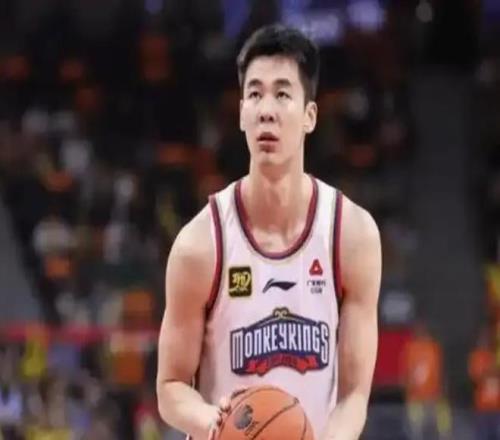 同曦队经理称郭昊文拒绝NBA合同辽宁队4外援全部确定