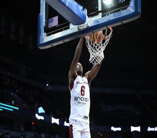 骑士裁掉了一名锋线新星，他是在防守端的能力相当突出