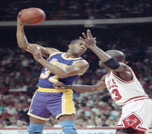 布莱恩肖评历史最佳首发：魔术师乔丹伯德邓肯奥尼尔