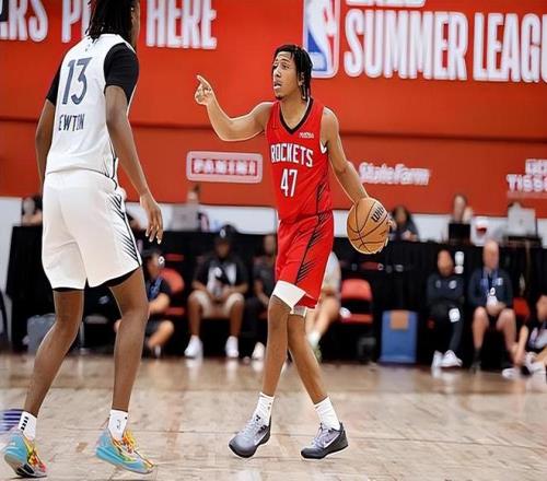 76人一口气签下4名球员，他们中有不少潜在的发展对象