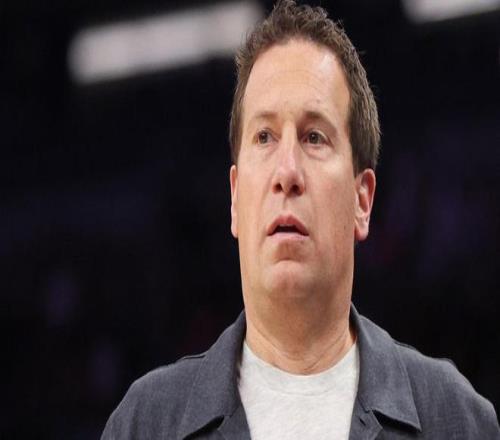 有意思，太阳队老板在202526赛季前，驳斥媒体对其球队的报道