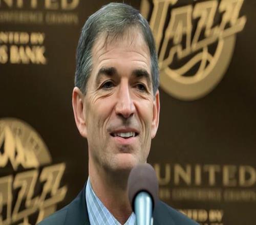 60%球员退役5年内破产！斯托克顿详解原因：暴富后各种问题找上你