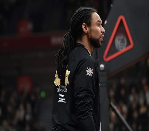 CBA最新消息！广东签约萨林杰，焦泊乔去向成疑，崔永熙专注训练