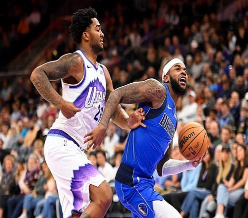 季前赛都有些打不明白！独行侠想要送走后场新星看起来非常困难