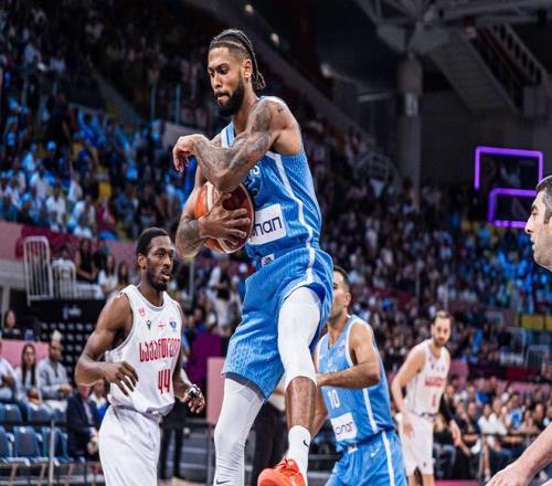 面对弱旅依然表现出色，前老鹰独行侠后场面对强队能否保持水准