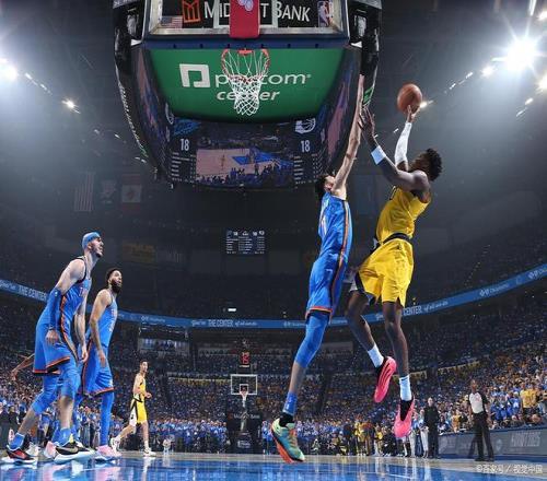 跨越鸿沟：当NBA巨星遭遇街球王者，降维打击背后的真相