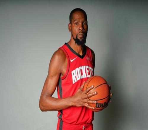 萨迪克贝：同位置最难防的是杜兰特，他是个身高7尺的后卫